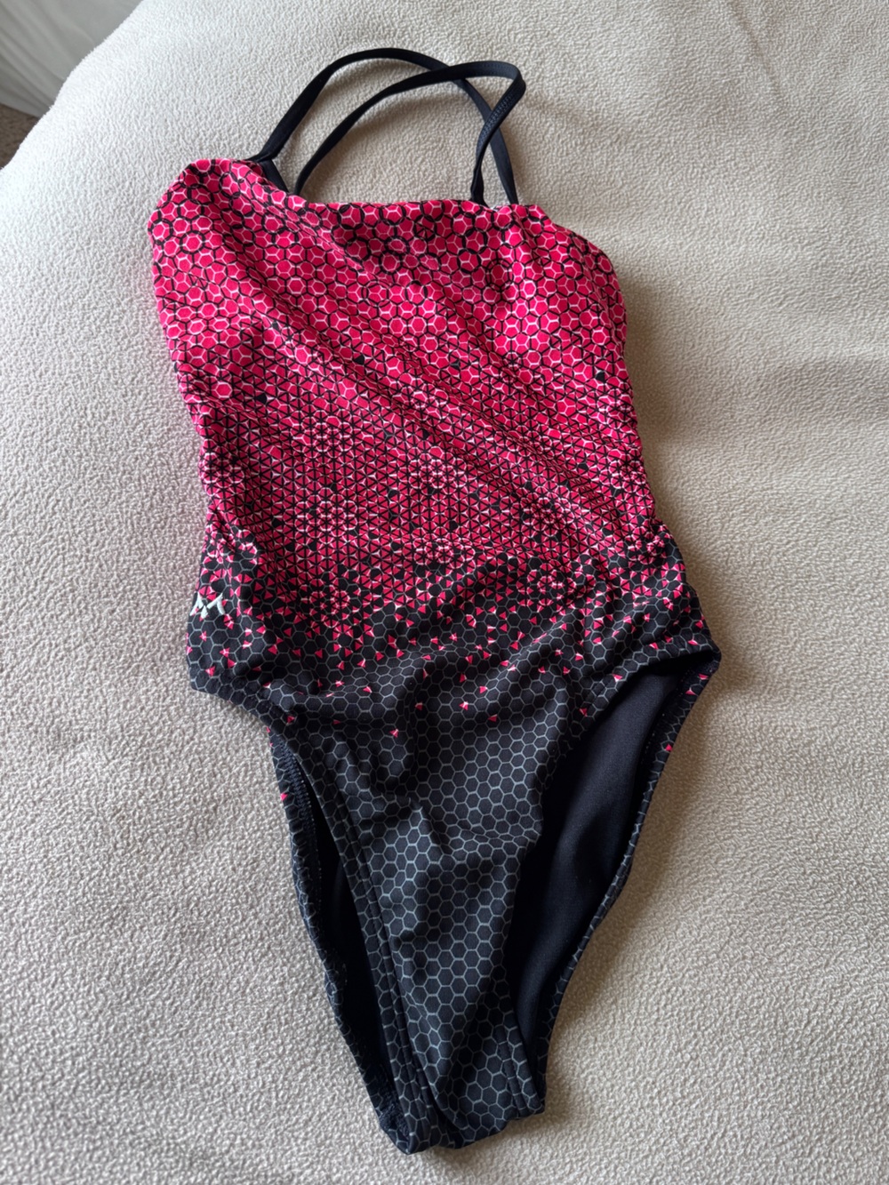 Like New Women’s TYR x SIMONE Manuel Trinityfit One Piece Swimsuit size 26